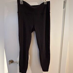 Left On Friday, Navy leggings